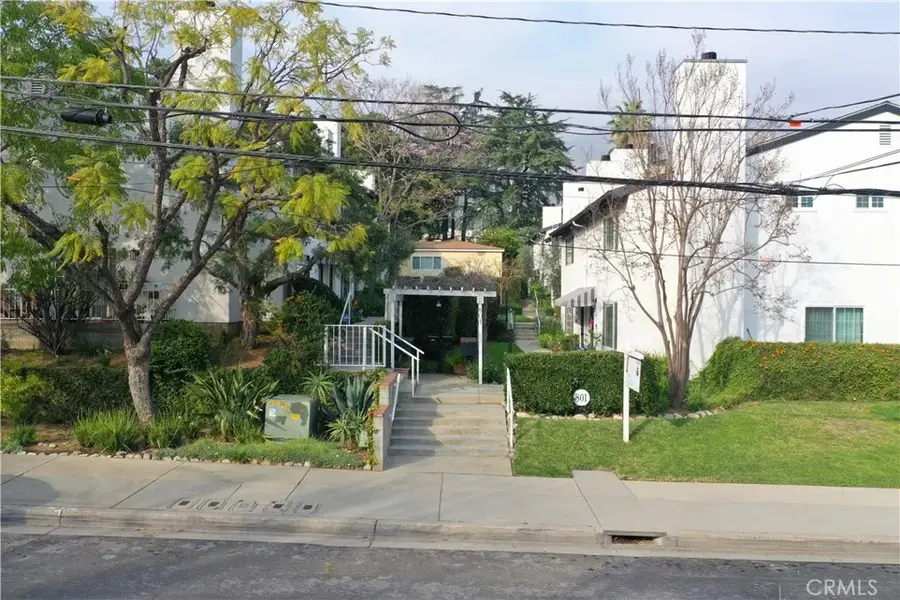 801 E Mendocino #3B, Altadena, CA 91001 - #2