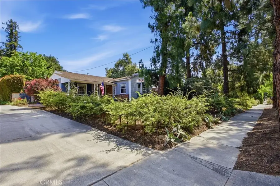 541 E Woodbury, Altadena, CA 91001 - #3