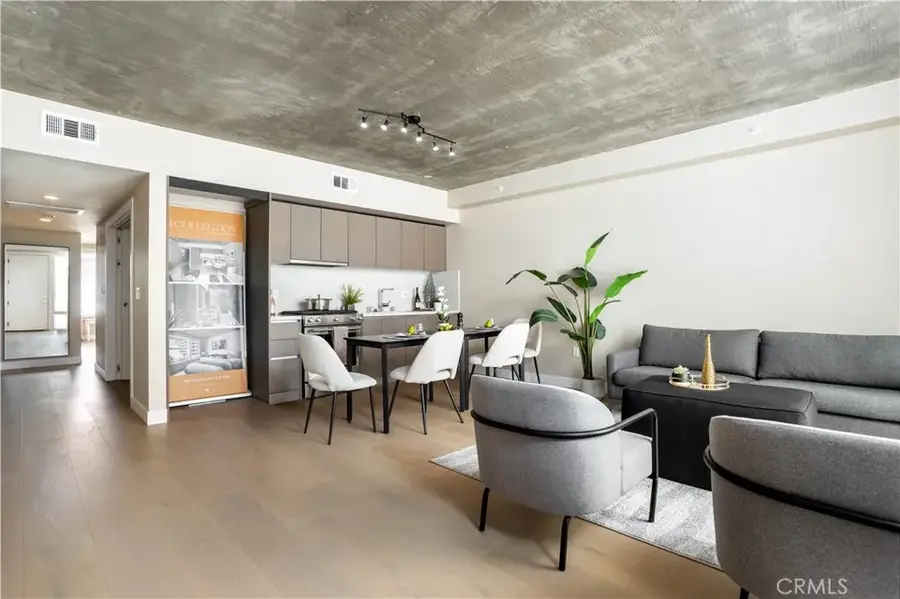 380 Cordova Street #402, Pasadena, CA 91101 - #2