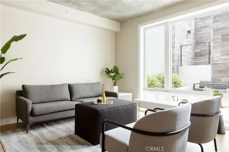 380 Cordova Street #402, Pasadena, CA 91101 - #3