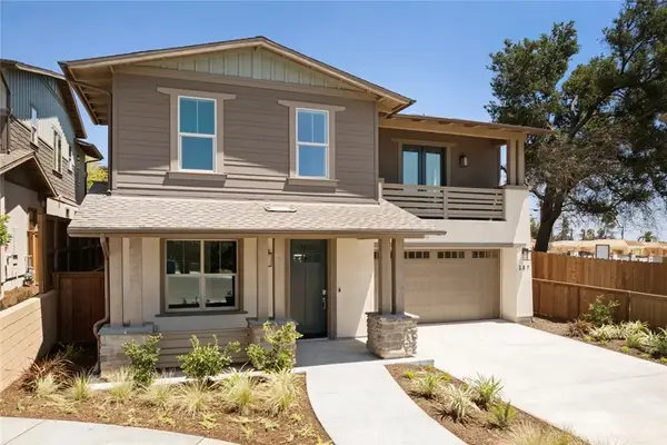 187 E Palm Street East, Altadena, CA 91001