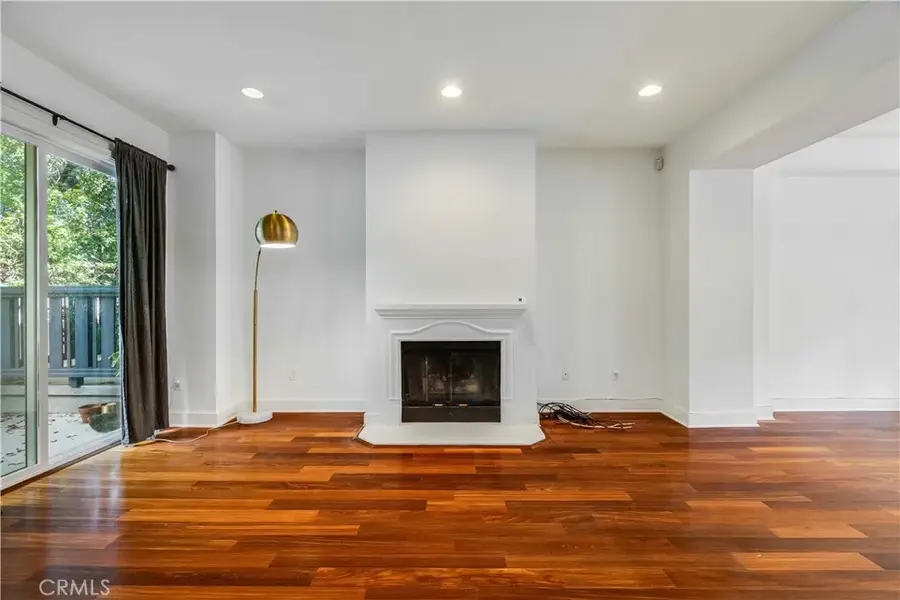 6300 Honolulu #205, La Crescenta, CA 91214 - #2