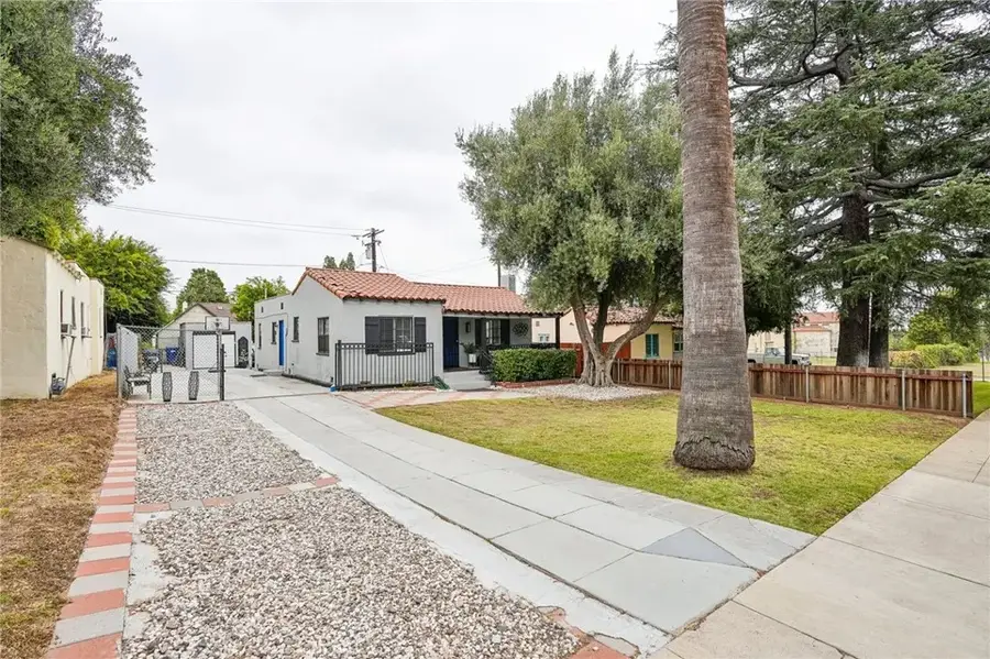 2358 Marengo Avenue, Altadena, CA 91001 - #2