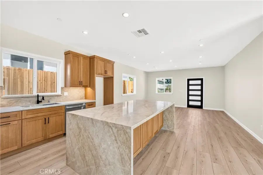 8734 Apperson Street, Sunland, CA 91040 - #3
