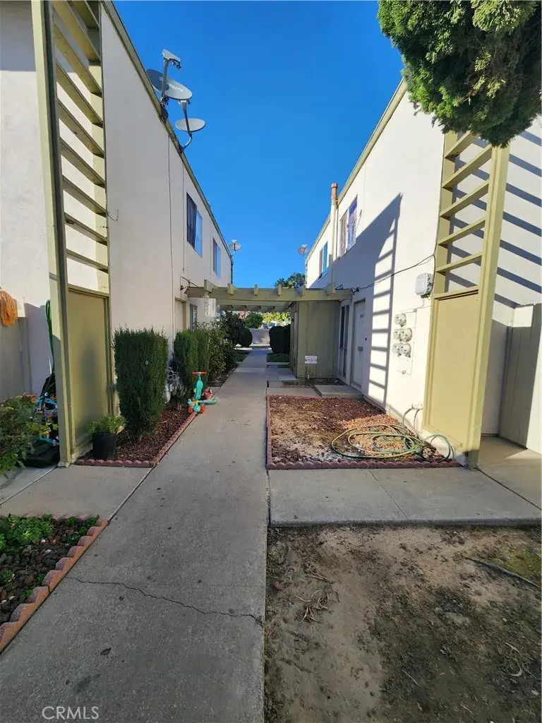 207 E Orchard Street #C, Santa Maria, CA 93454 - Image #3