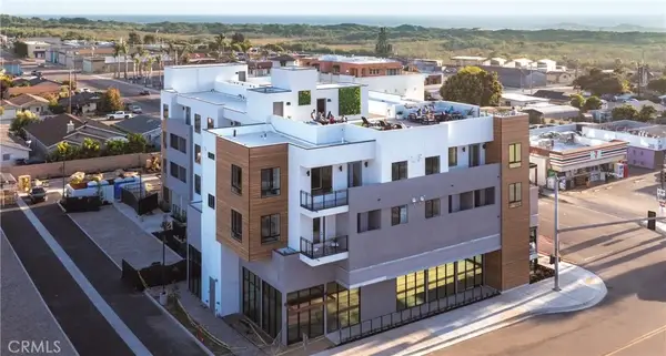 402 W Grand Avenue #302, Grover Beach, CA 93433