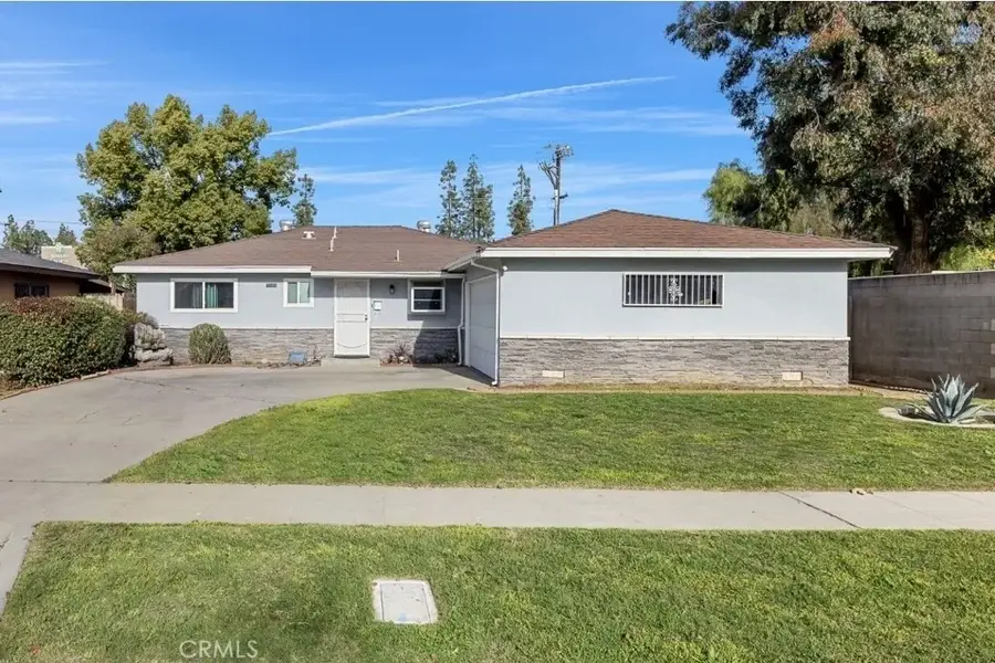 5097 E Carmen Ave, Fresno, CA 93727 - Image #2