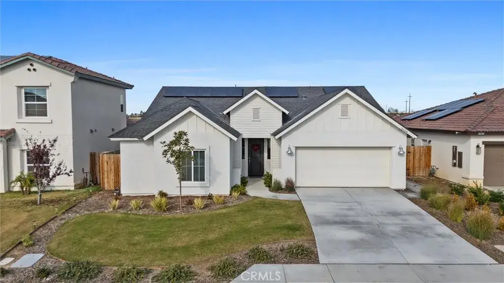 8406 Avon, Bakersfield, CA 93314 - #1