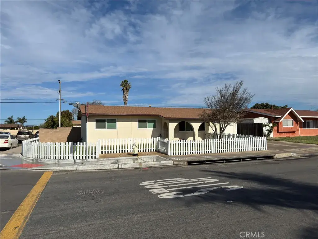 971 W Harding, Santa Maria, CA 93458 - #1