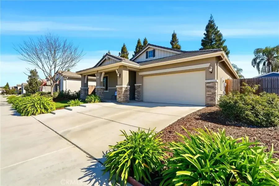 3142 S Kennedy Street, Visalia, CA 93292 - #3