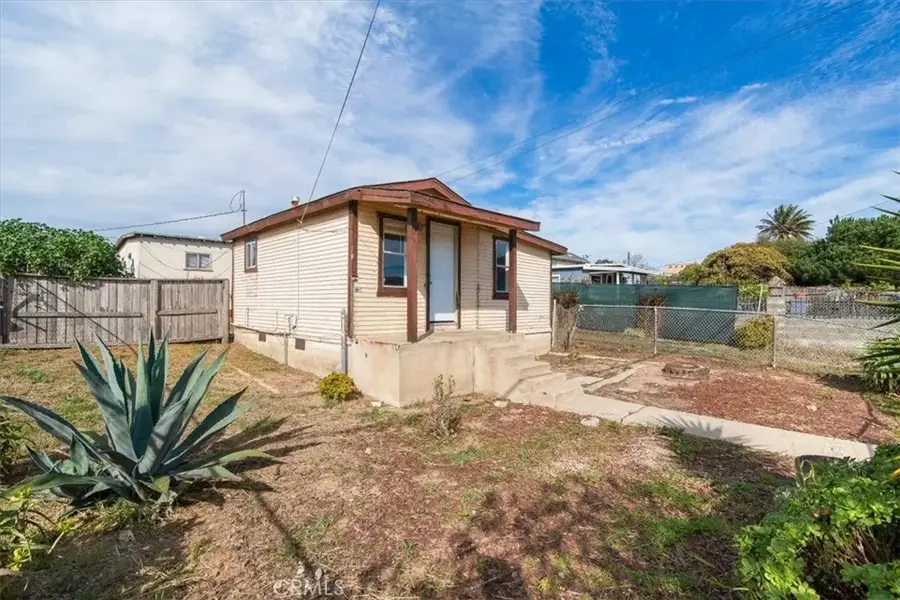 2011 Paso Robles, Oceano, CA 93445 - #2