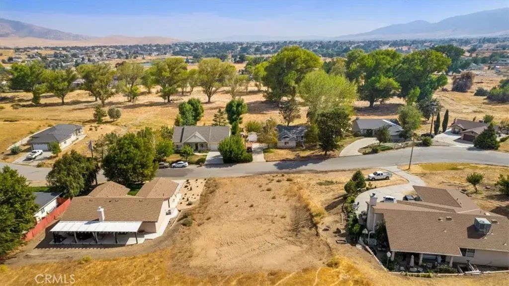 22935 Larkspur, Tehachapi, CA 93561 - #1