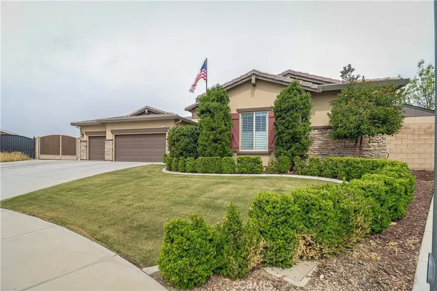 701 Christensen Court, Bakersfield, CA 93314 - #2