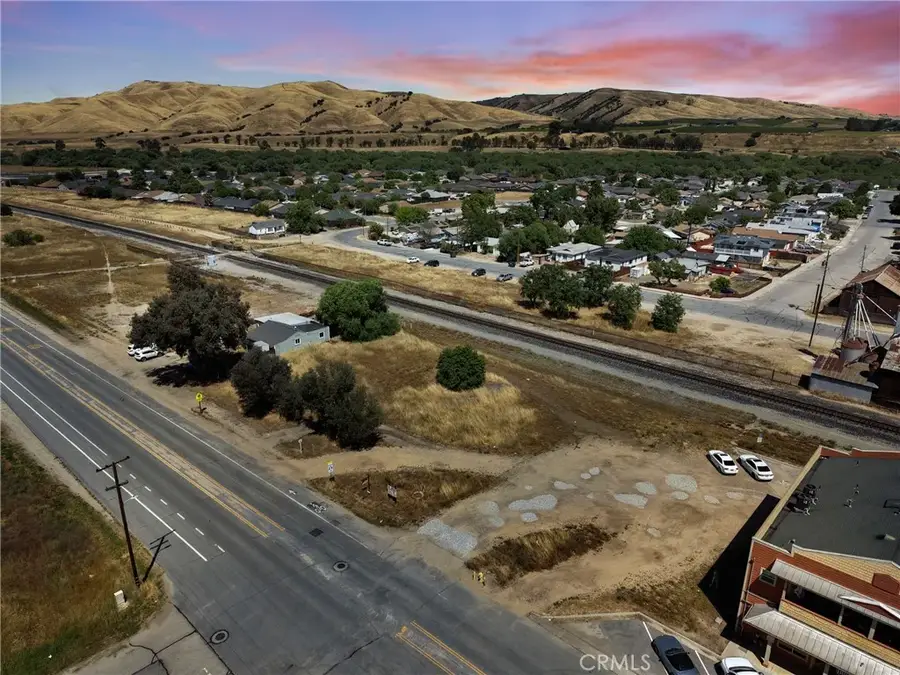 1490 Mission, San Miguel, CA 93451 - #2