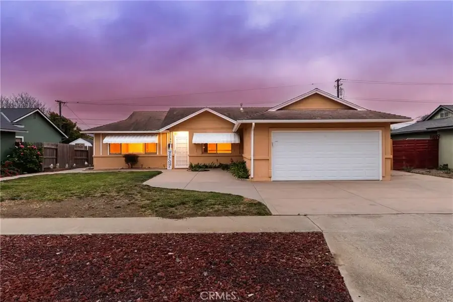 405 N V, Lompoc, CA 93436 - #2