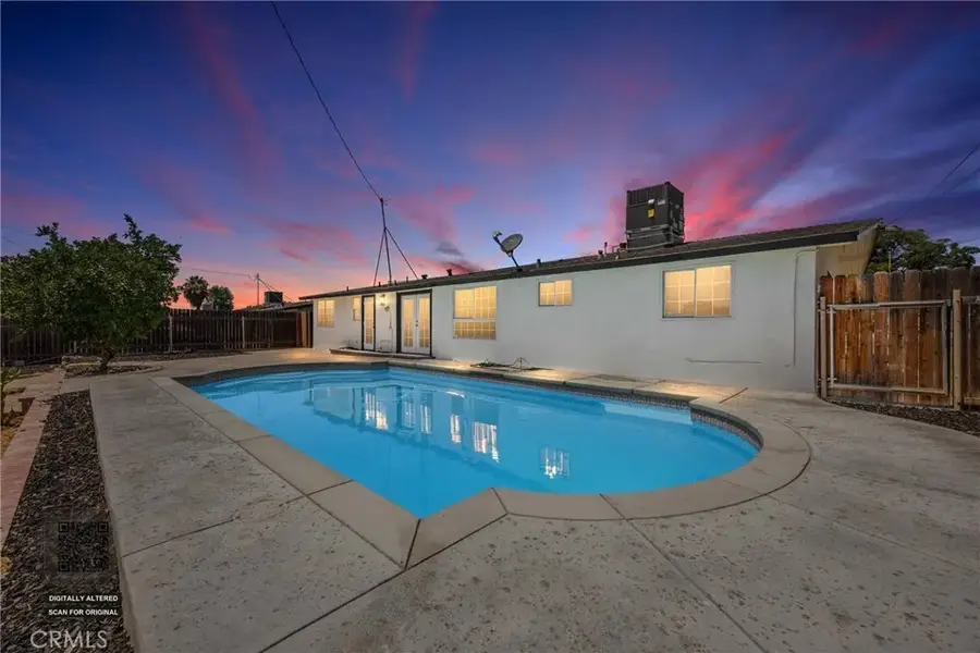 2725 University Avenue, Bakersfield, CA 93306 - #2