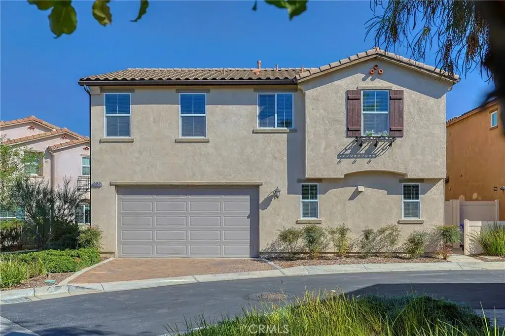 20509 Hazelnut Court, Saugus, CA 91350 - #1