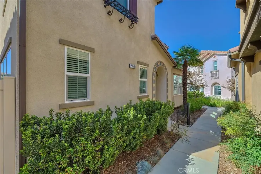 20509 Hazelnut Court, Saugus, CA 91350 - #3