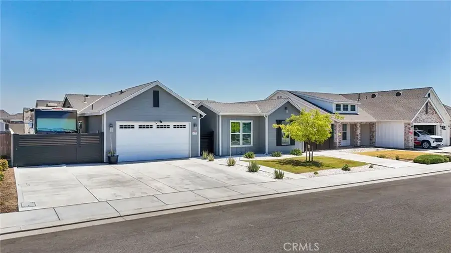 3204 Blue Creek, Shafter, CA 93263 - #2