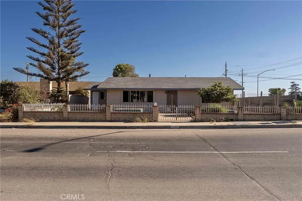 1142 W Donovan, Santa Maria, CA 93458 - #1