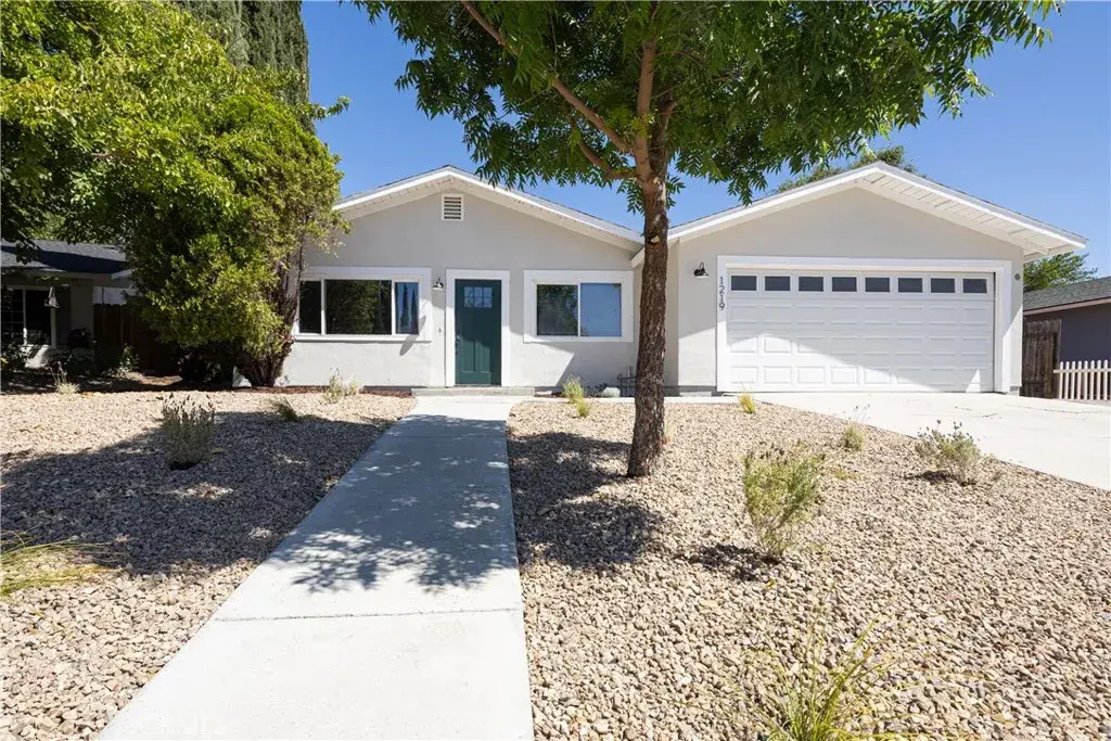 1219 Dorothy, Paso Robles, CA 93446 - #1