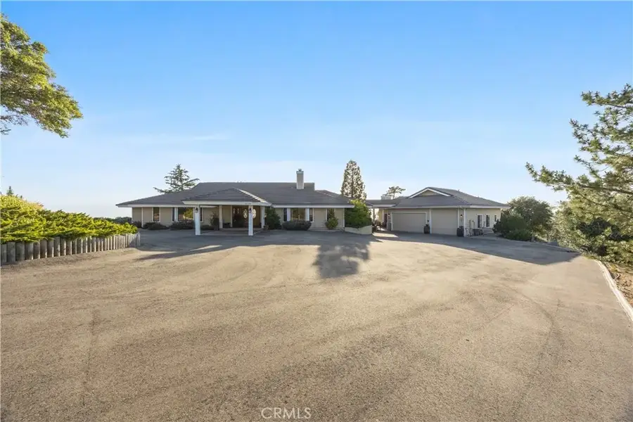 30300 Piebald Court, Tehachapi, CA 93561 - #2