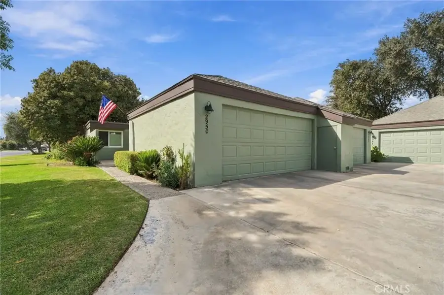 2950 W Border Links Drive, Visalia, CA 93291 - #3