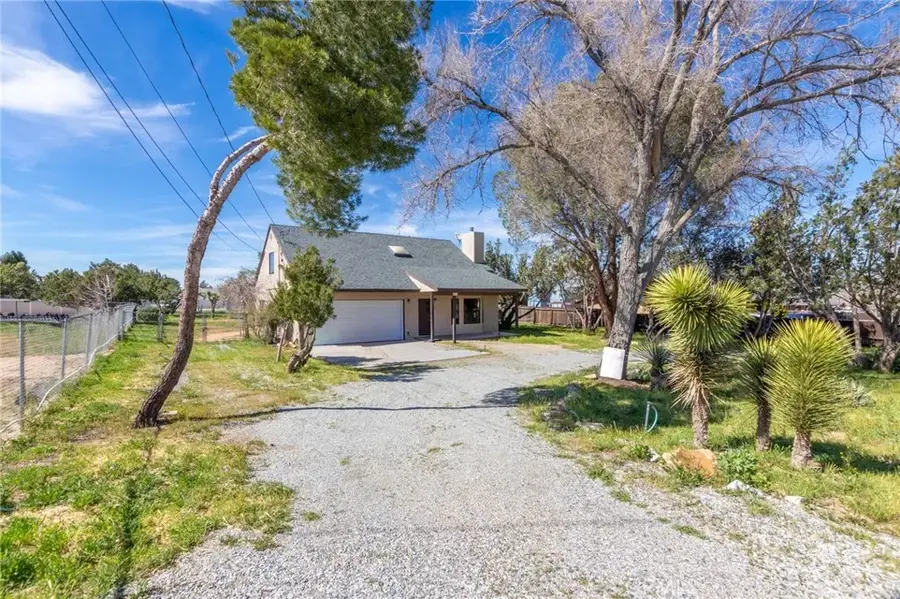 8878 Sabina, Hesperia, CA 92345 - #3