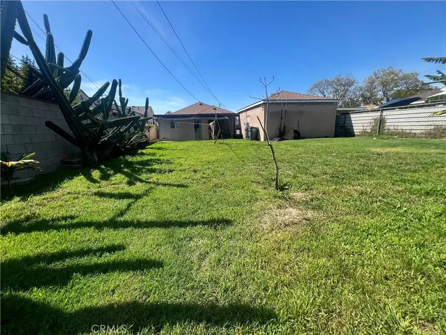 822 S Chester, Compton, CA 90221 - #2