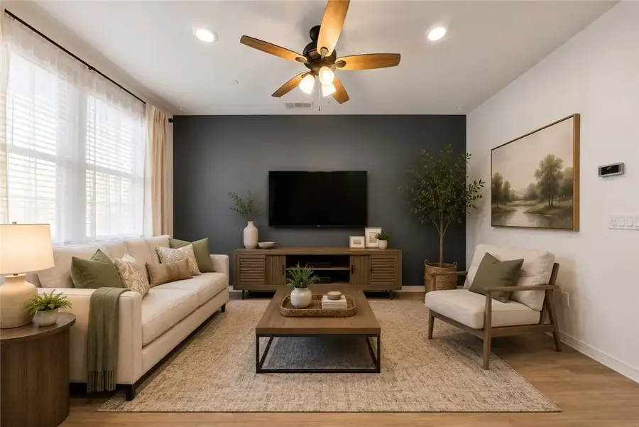 40434 Calle Real, Murrieta, CA 92563 - #2