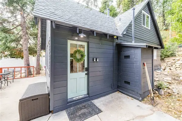 31771 Christmas Tree Lane, Running Springs, CA 92382