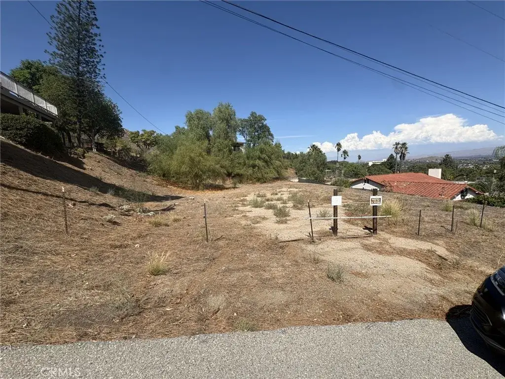 12115 Knoefler, Riverside, CA 92505 - #1