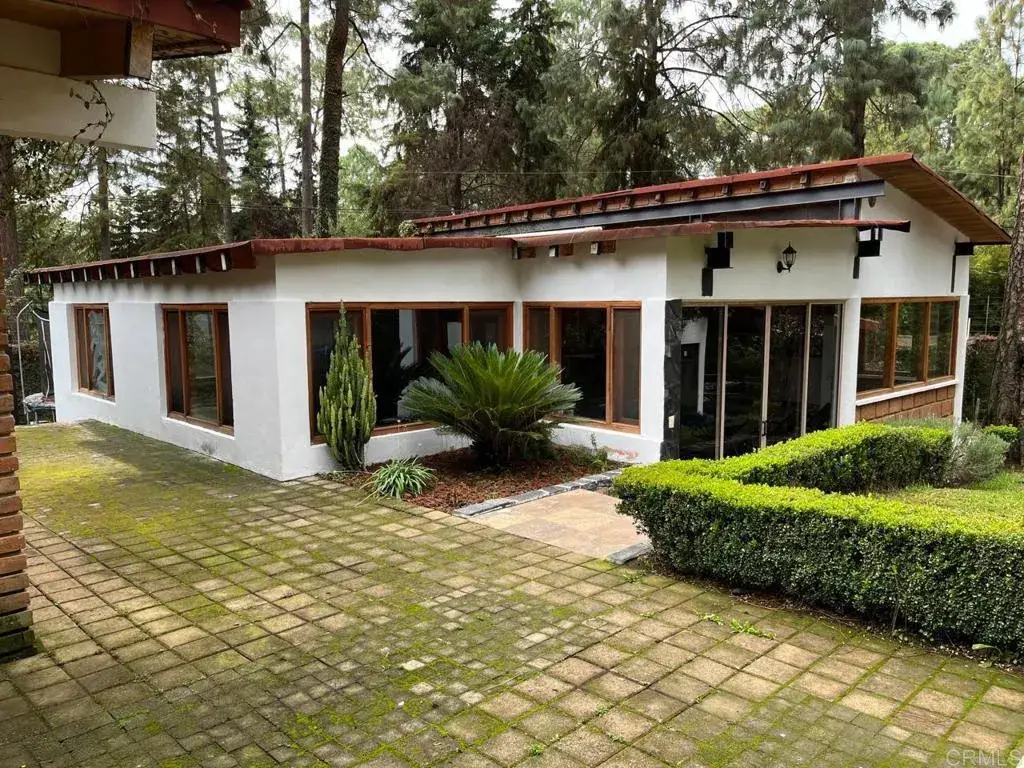 1200 Cerro Gordo Sn, Milford, ME 51200 - Image #1