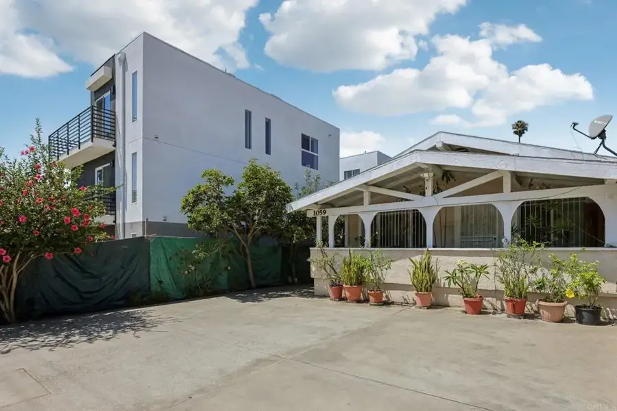 1059 N Wilton Place, Los Angeles, CA 90038 - Image #2