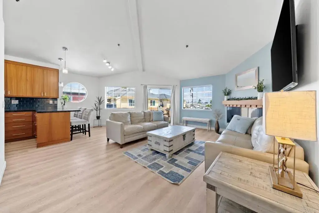 238 Daisy Avenue #6, Imperial Beach, CA 91932 - Image #1