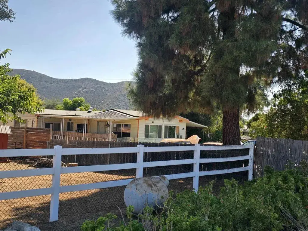 15613 Hawley Court, El Cajon, CA 92021 - Image #1