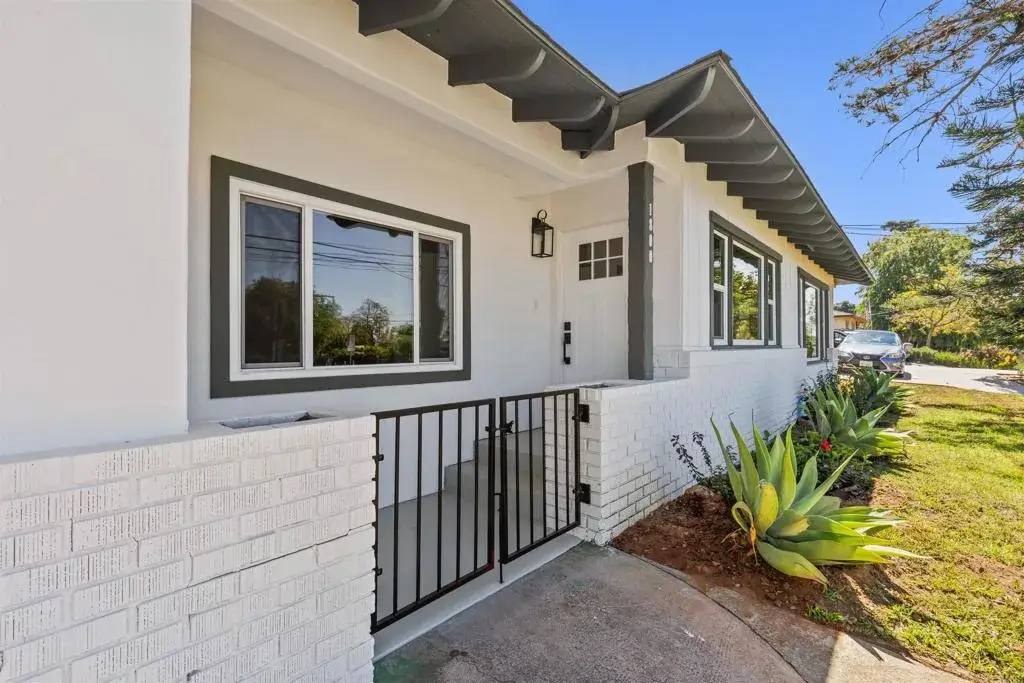 1800 S Juniper Street, Escondido, CA 92025 - Image #1