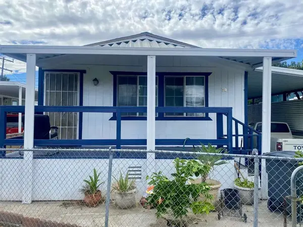 1430 E. Lexington #79, El Cajon, CA 92021