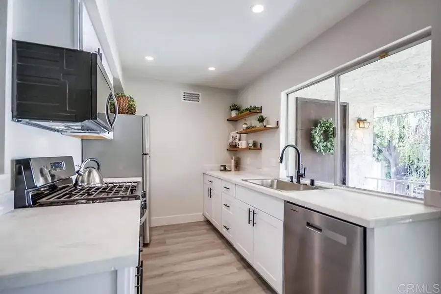 6878 Navajo Rd #70, San Diego, CA 92119 - Image #2