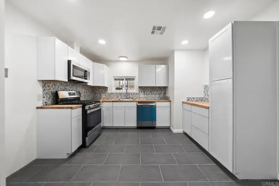 5001 W Florida #SPC 129, Hemet, CA 92545 - Image #2