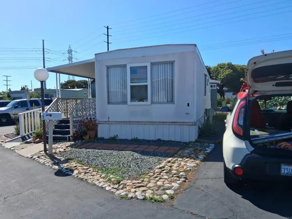 1425 2nd Ave. #5, Chula Vista, CA 91911 - #1