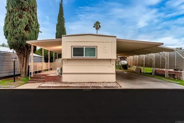 2042 Girard #42, Delano, CA 93215