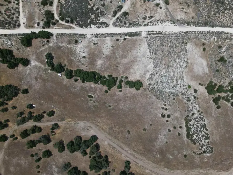 Avenida De Robles Verdes, Boulevard, CA 91905 - Image #3