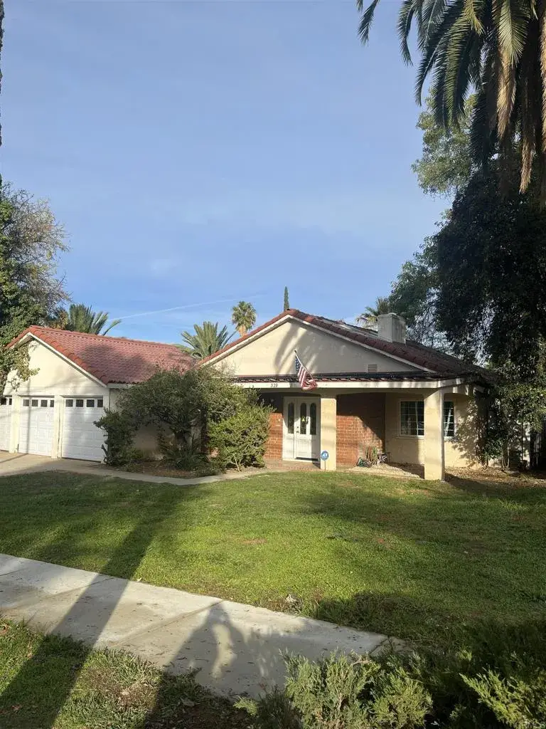 329 E South Avenue, Redlands, CA 92373 - Image #2