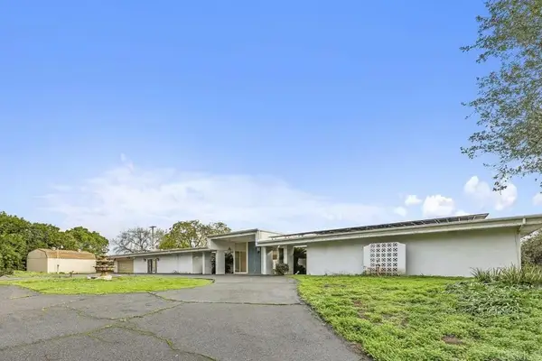 1164 Idaho Avenue, Escondido, CA 92027