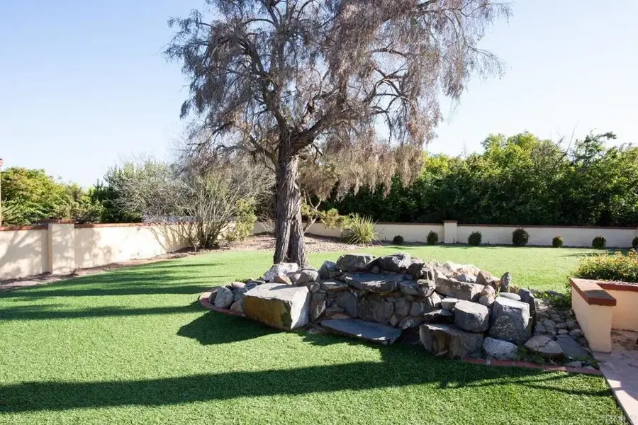 11705 Via Medanos, San Diego, CA 92128 - #3