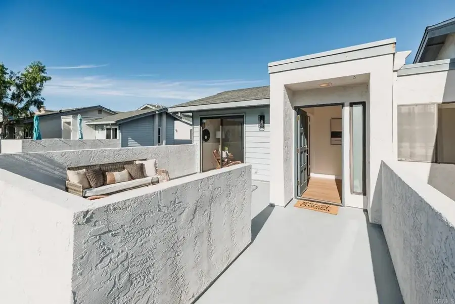 4085 Crystal Dawn Ln #201, San Diego, CA 92122 - Image #2