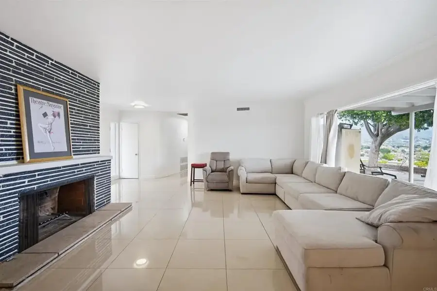 304 Edgerton, San Bernardino, CA 92405 - #3