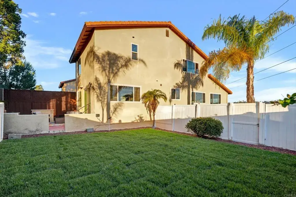 6802 Camino Berdecio, San Diego, CA 92111 - Image #1