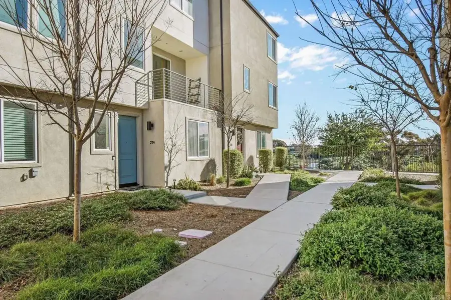 5264 Beachfront Cove St. #214, San Diego, CA 92154 - #3